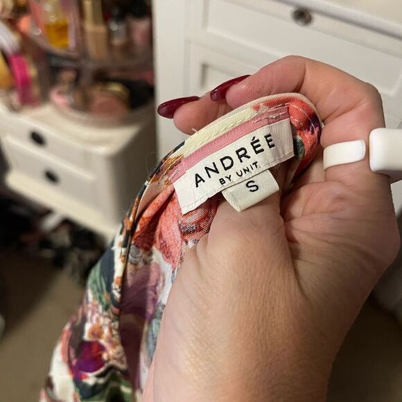 $2/15 Ivory Floral Babydoll Dress - Picture 2 of 3